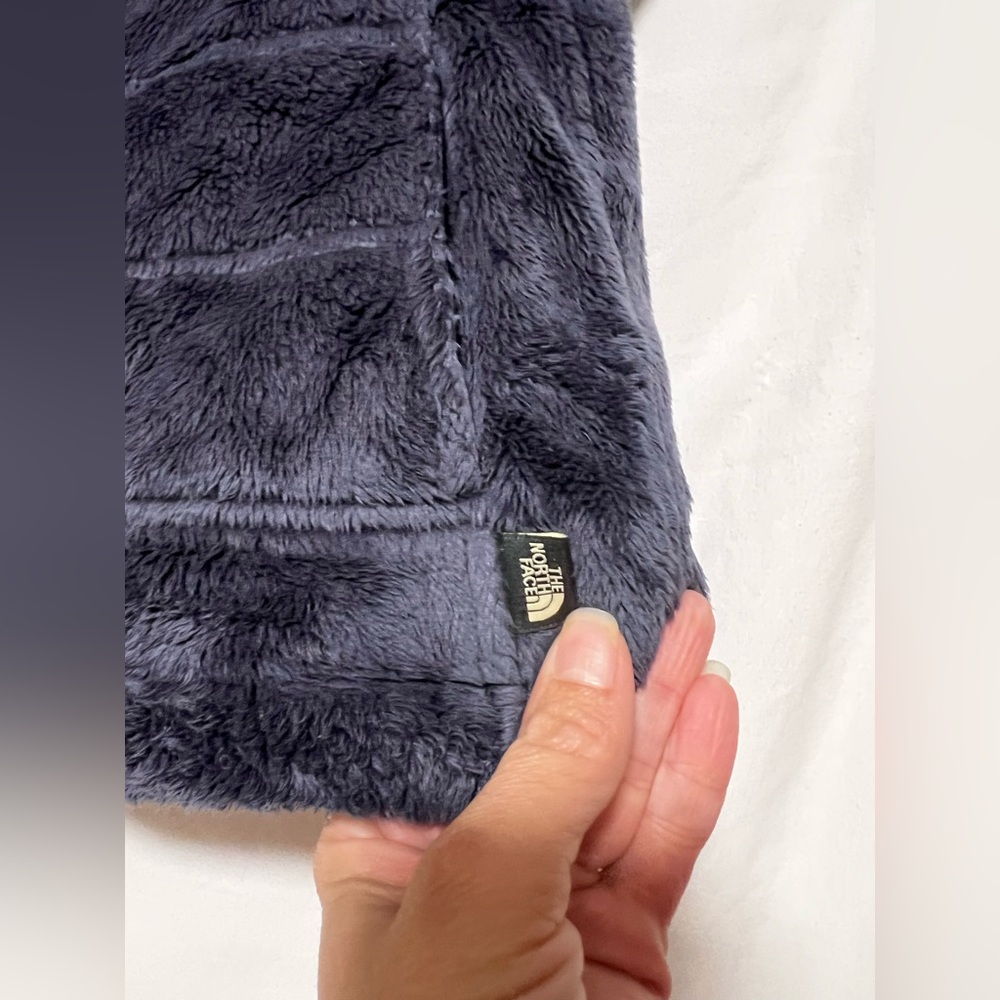 The North Face Mossbud Insulated Reversible Fleece Vest Outdoor Primaloft Cozy - Picture 12 of 16